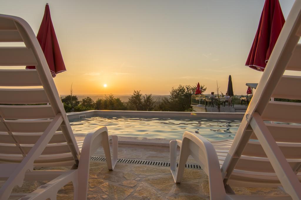 Bed And Breakfast Rogocana Labin  Εξωτερικό φωτογραφία
