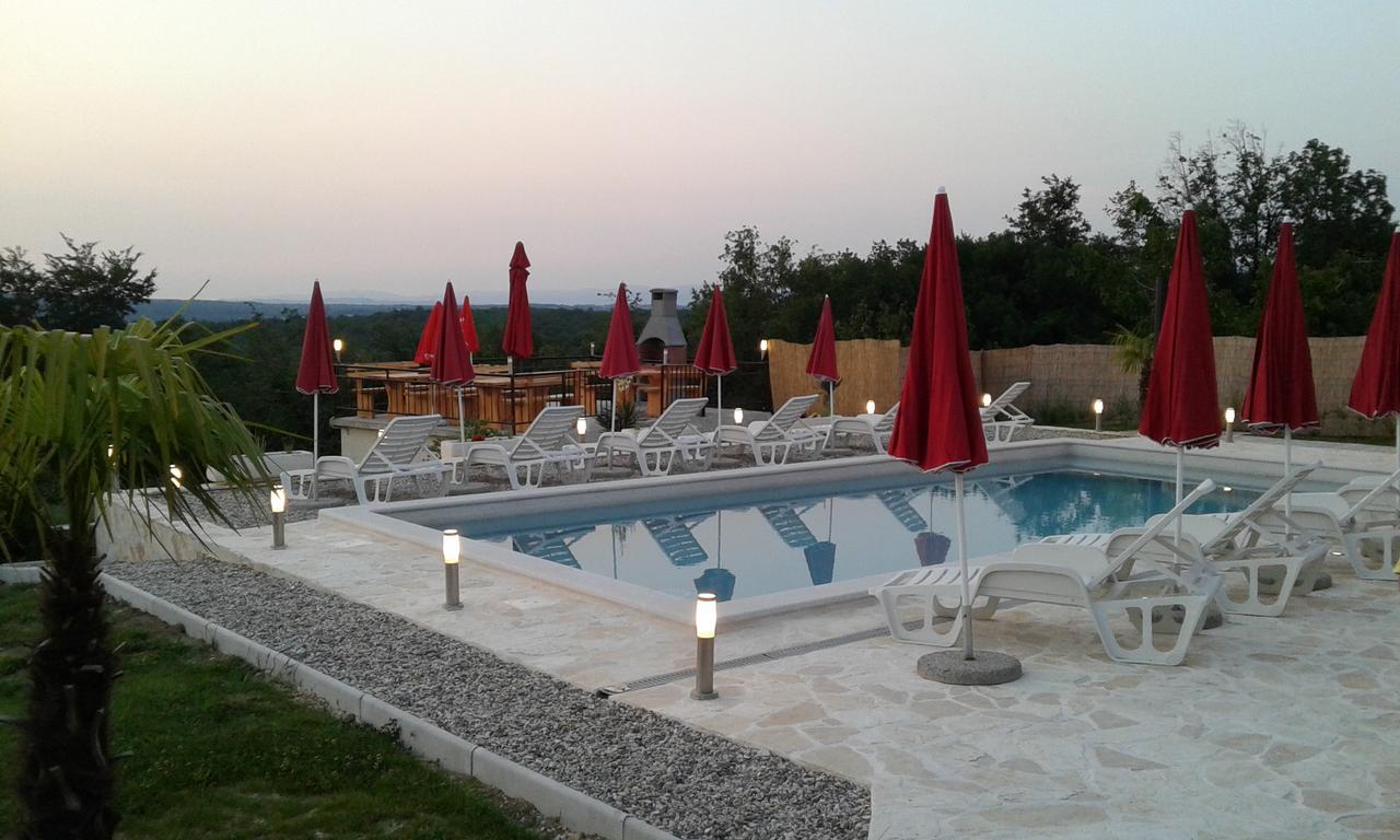 Bed And Breakfast Rogocana Labin  Εξωτερικό φωτογραφία